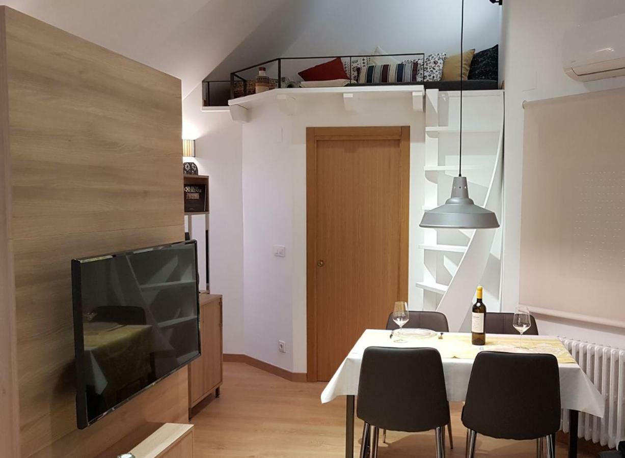 Estudio Atico Con Altillo Ourense Luaran gambar