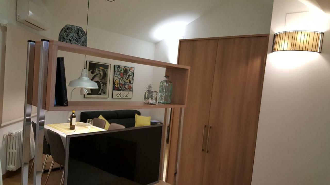 Estudio Atico Con Altillo Ourense Luaran gambar