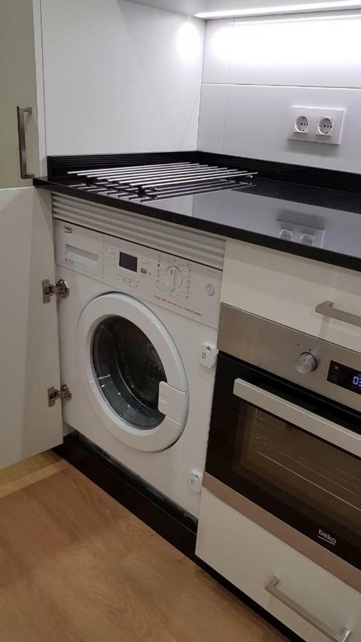 Estudio Atico Con Altillo Ourense Luaran gambar