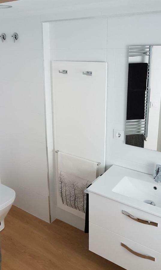 Estudio Atico Con Altillo Ourense Luaran gambar